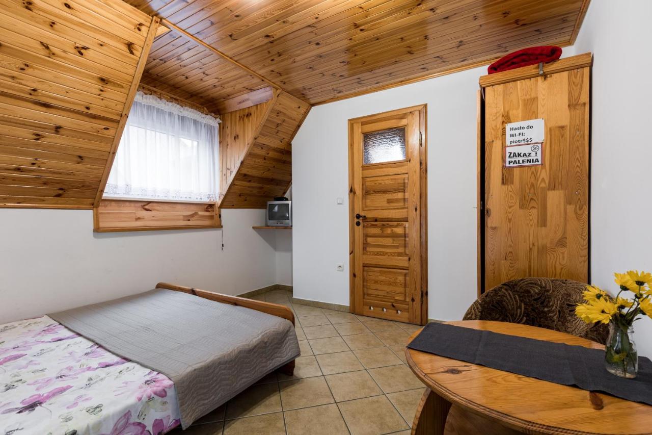 Wypoczynek U Piotra Susiec Exterior foto