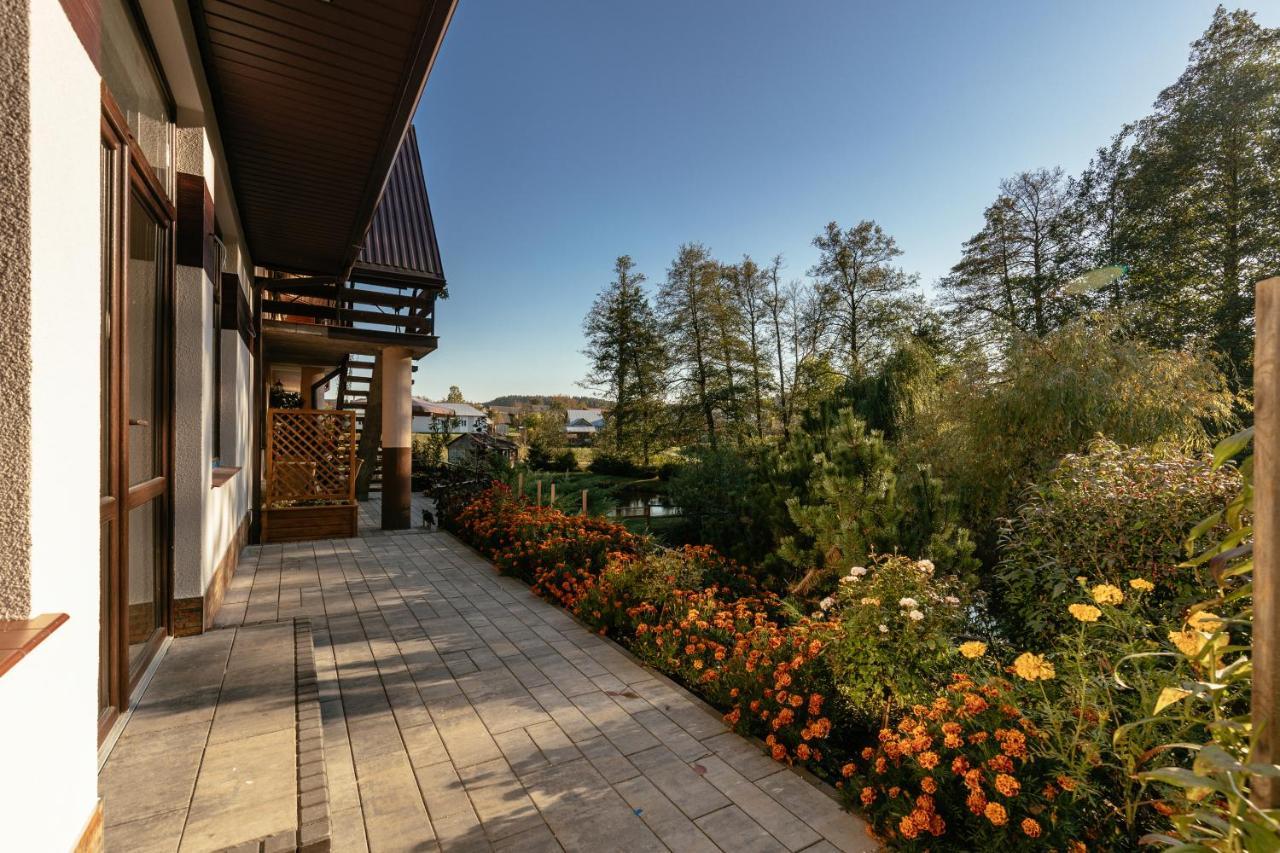Wypoczynek U Piotra Susiec Exterior foto
