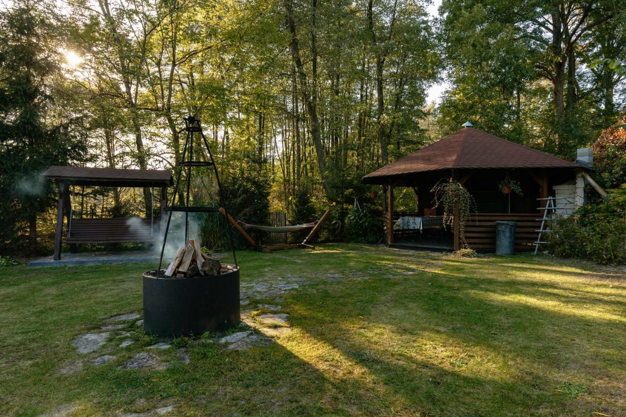 Wypoczynek U Piotra Susiec Exterior foto