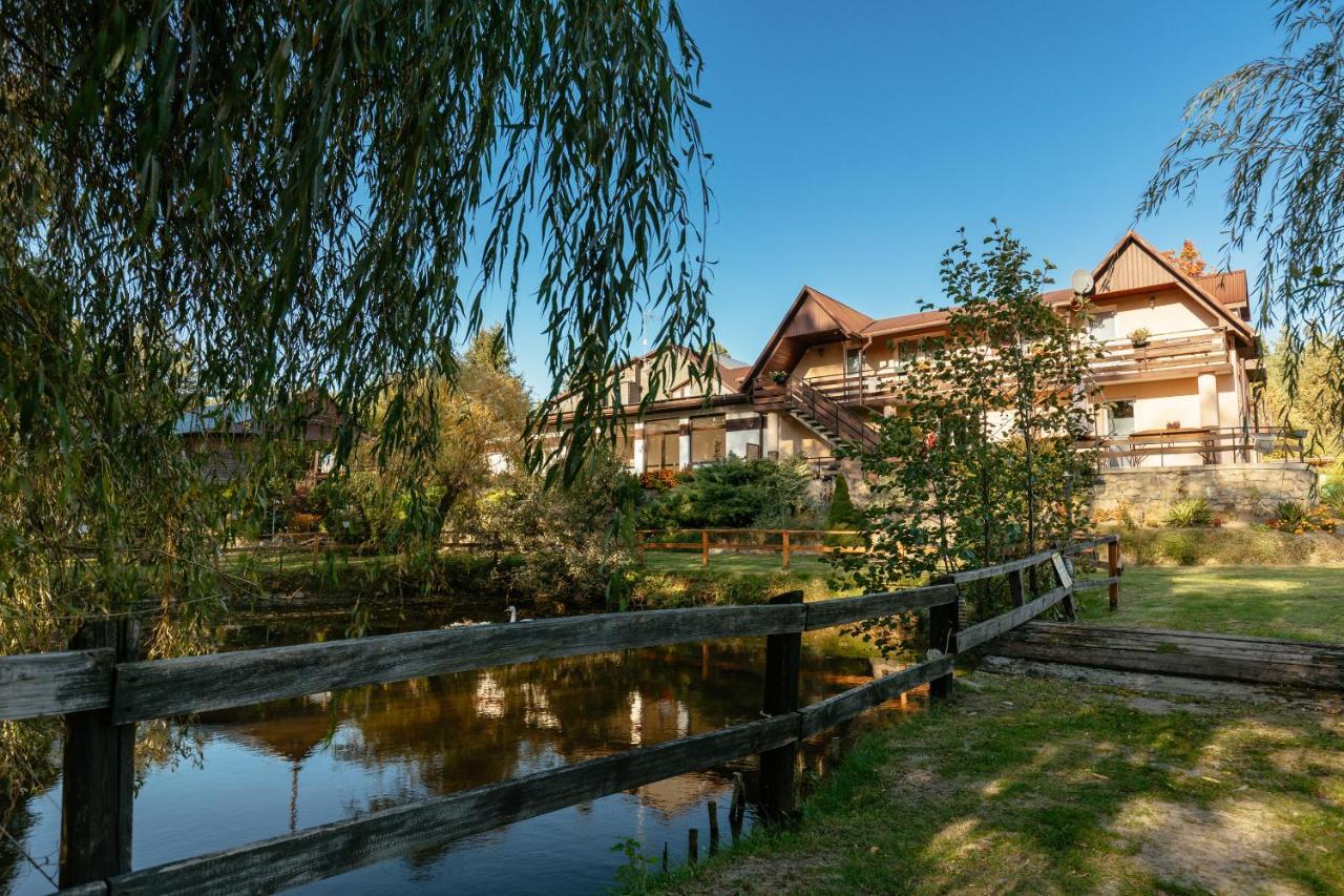 Wypoczynek U Piotra Susiec Exterior foto