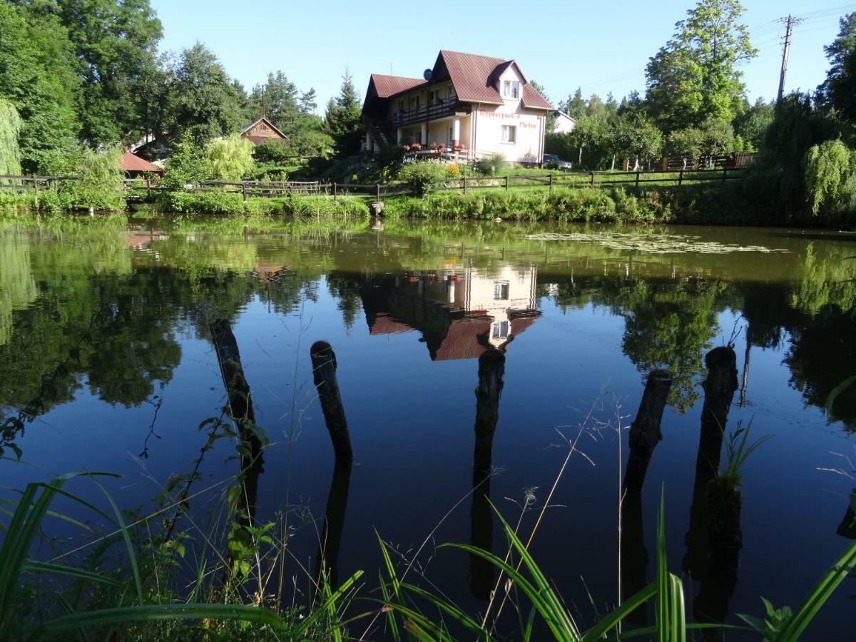 Wypoczynek U Piotra Susiec Exterior foto