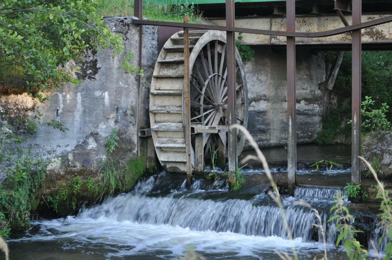 Wypoczynek U Piotra Susiec Exterior foto